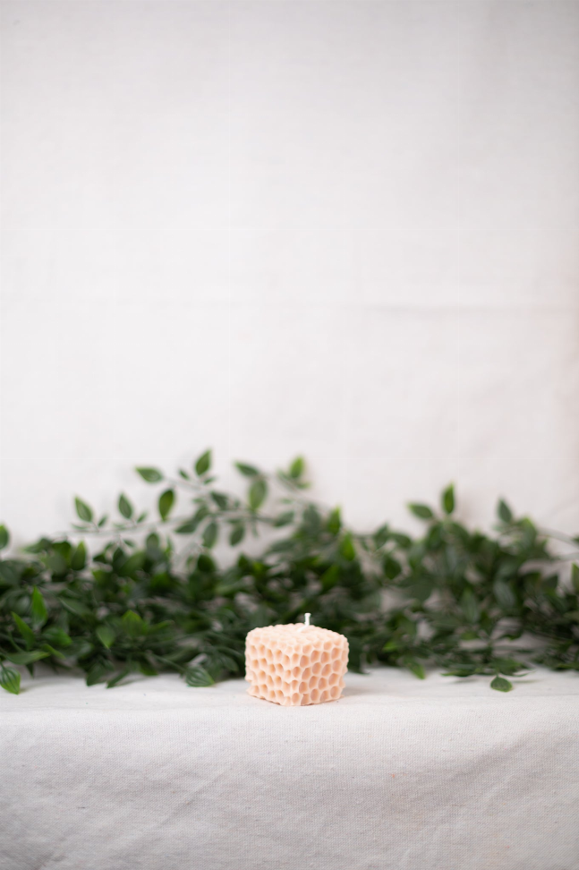 HoneyComb Candle Collection - Honey Brown (Mezcal)