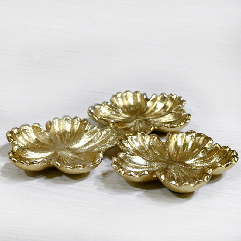 Handmade Decorative Gold Color Coated Aluminium Tray - 8.26 x 8.26 x 0.98 cm Gold1