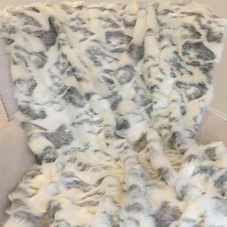 Plutus Handmade Luxury Throw Blanket 108L x 90W Full - Queen